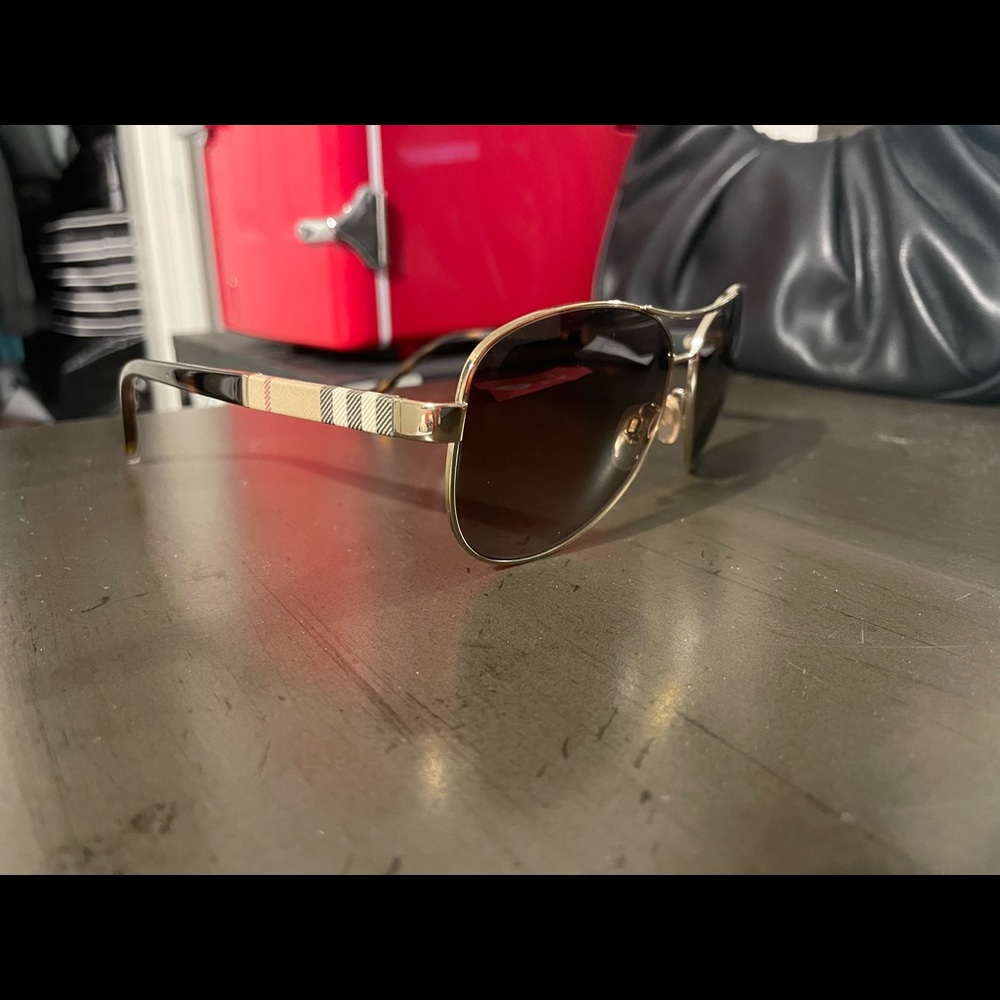 Burberry womens sunglasses